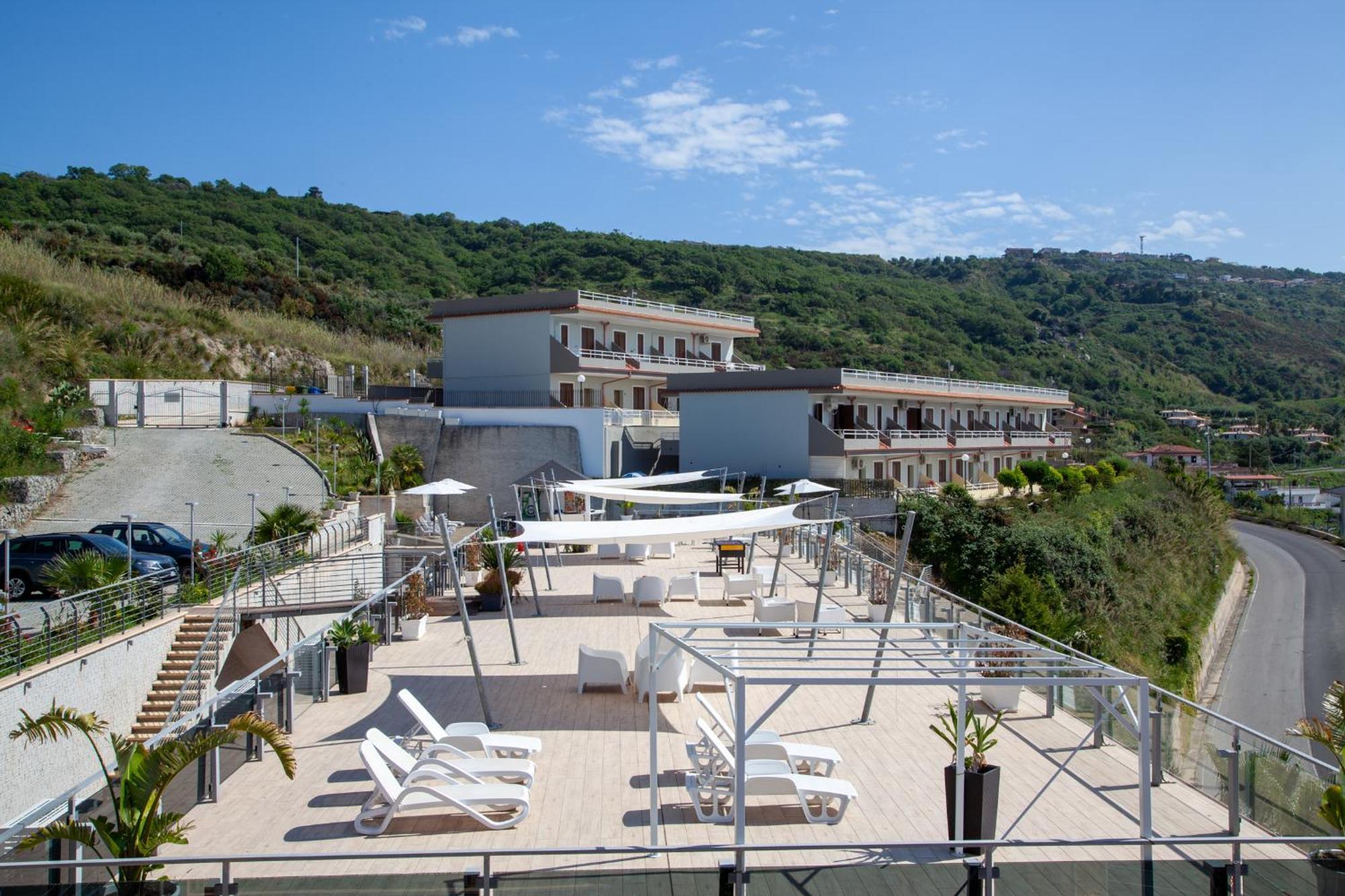 Airone Residence Zambrone Kültér fotó